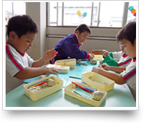 クラスでの活動